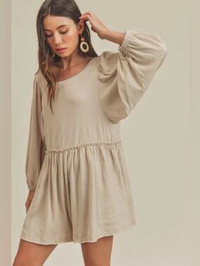 AEMI + Co Beige Smocked Waist Babydoll Dress - Long Balloon Sleeves EUC